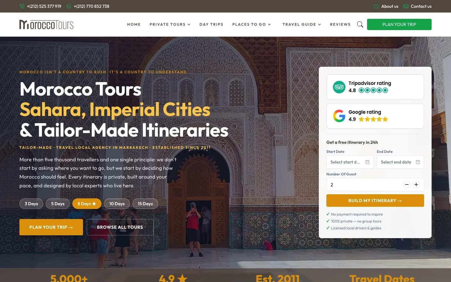 Page d'accueil de Morocco Tours avec la recherche de circuits et le formulaire de demande d'itinéraire